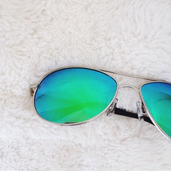 Jace Green Polarized Classic Aviator Sunglasses - Picture 2 of 10